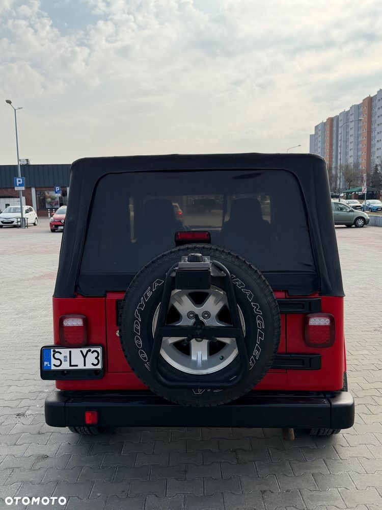 Jeep Wrangler - 6
