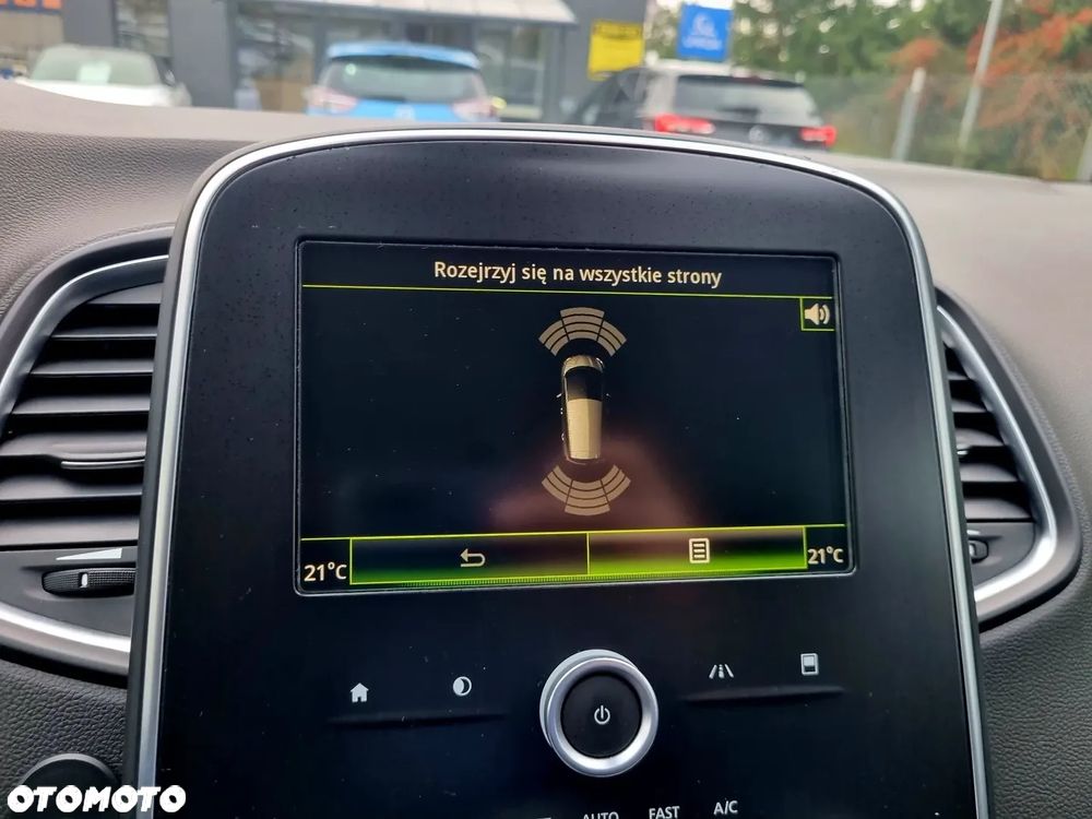 Renault Scenic ENERGY TCe 130 INTENS - 19