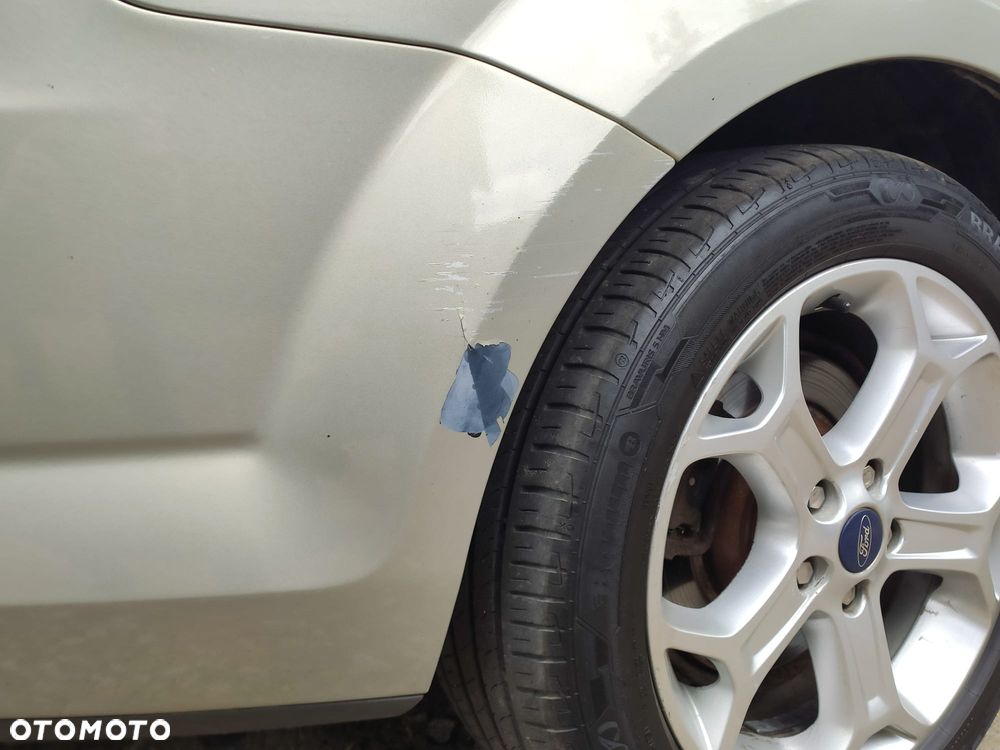 Ford Mondeo 2.0 TDCi Ambiente - 10