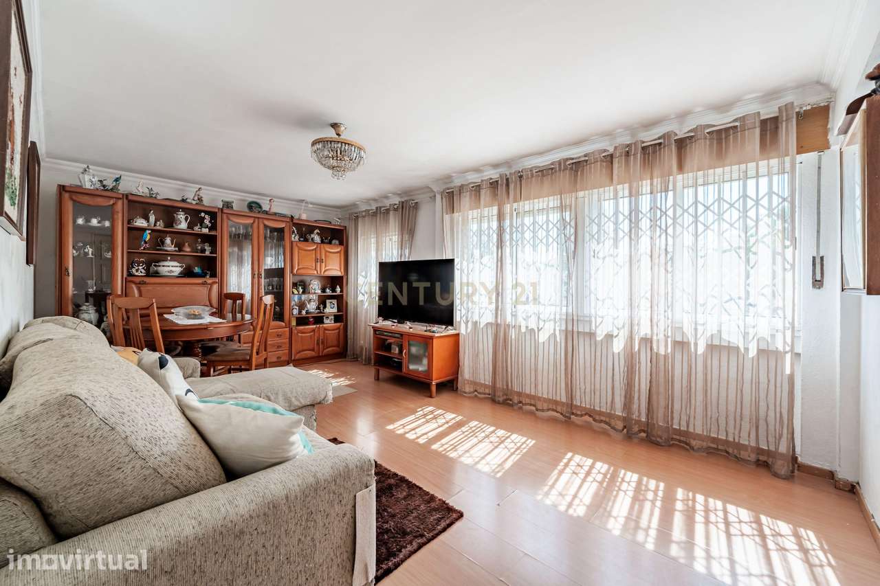Apartamento T2 à venda na Praceta Dom João IV - Grande imagem: 2/19
