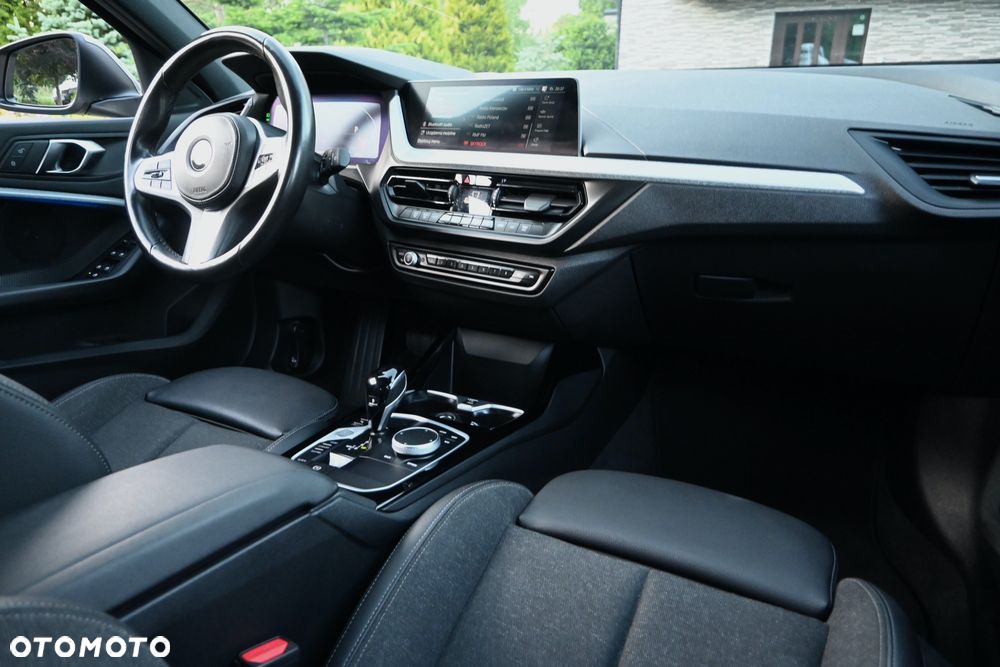 BMW Seria 1 118d Business Edition sport - 22