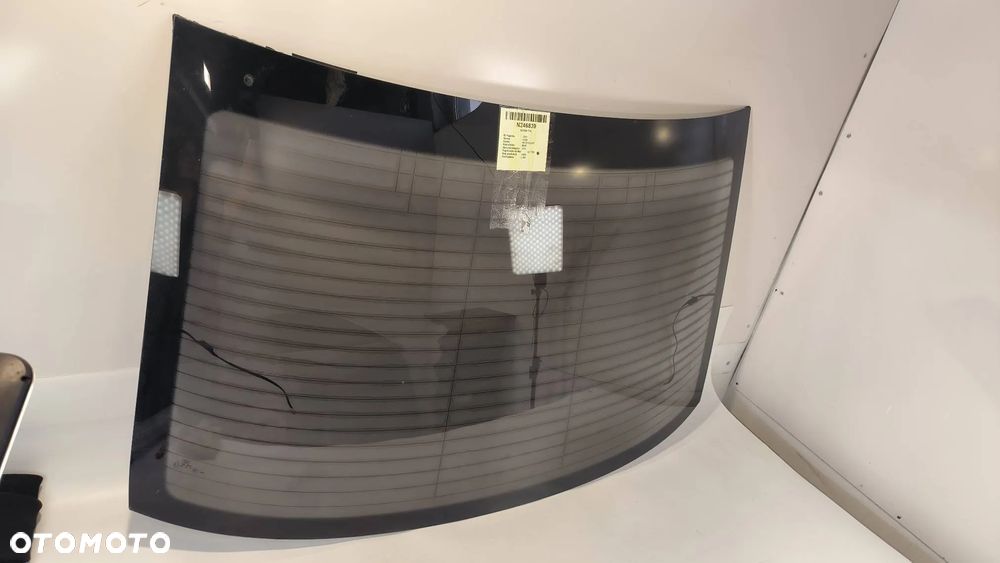 Szyba tył Adui A8 D3 II LIFT nie long - 4