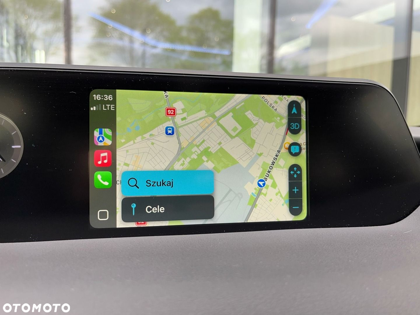Lexus UX - 15