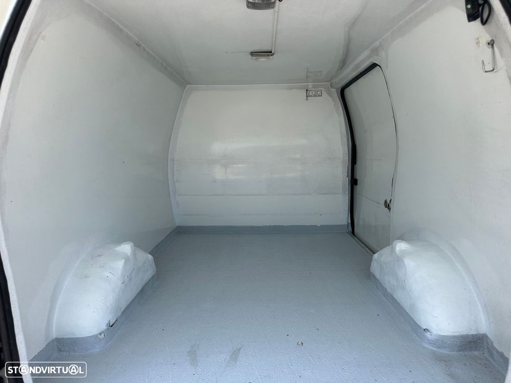 Toyota HiAce 2.5 D-4D Curto 2.8T AC - 1
