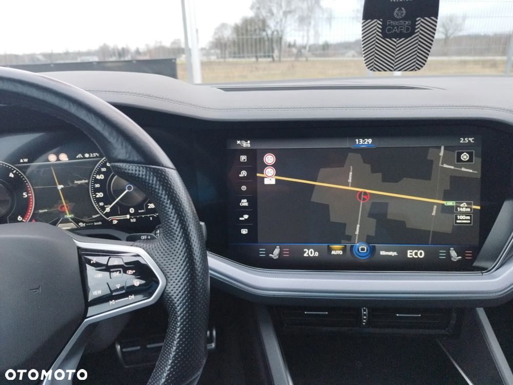 Volkswagen Touareg - 28