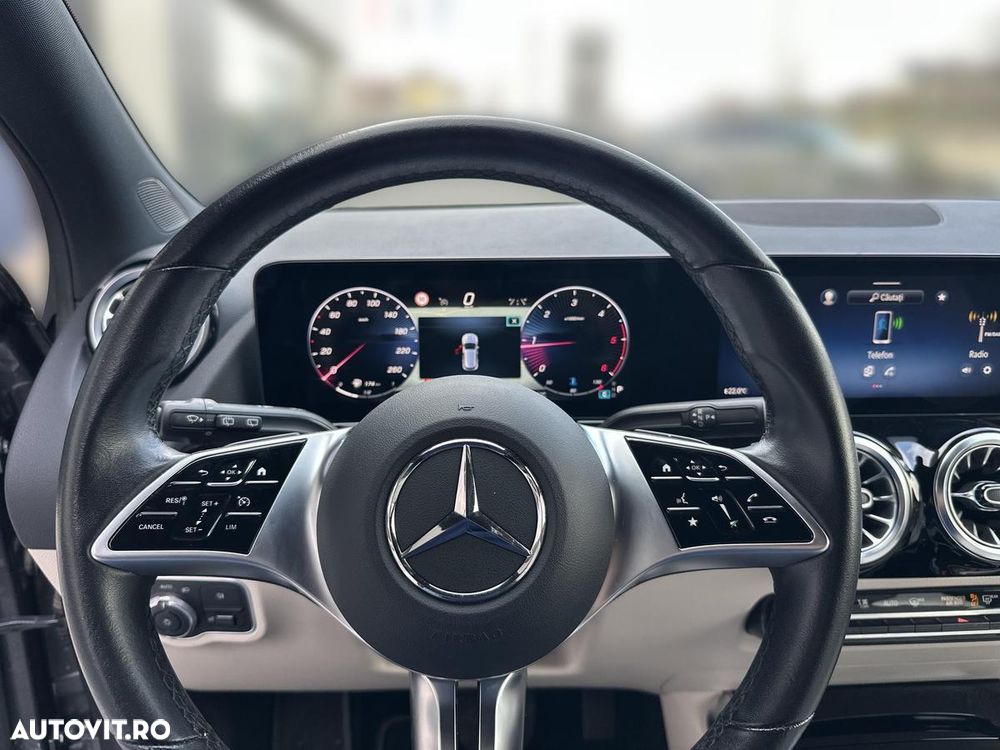 Mercedes-Benz GLA 200 d 4MATIC Aut. - 12