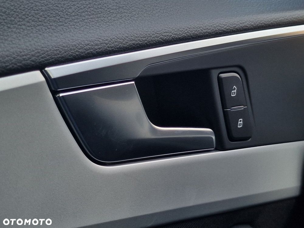 Audi A4 Limousine - 22