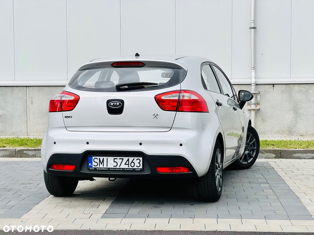 Kia Rio 1.2 Attract - 18