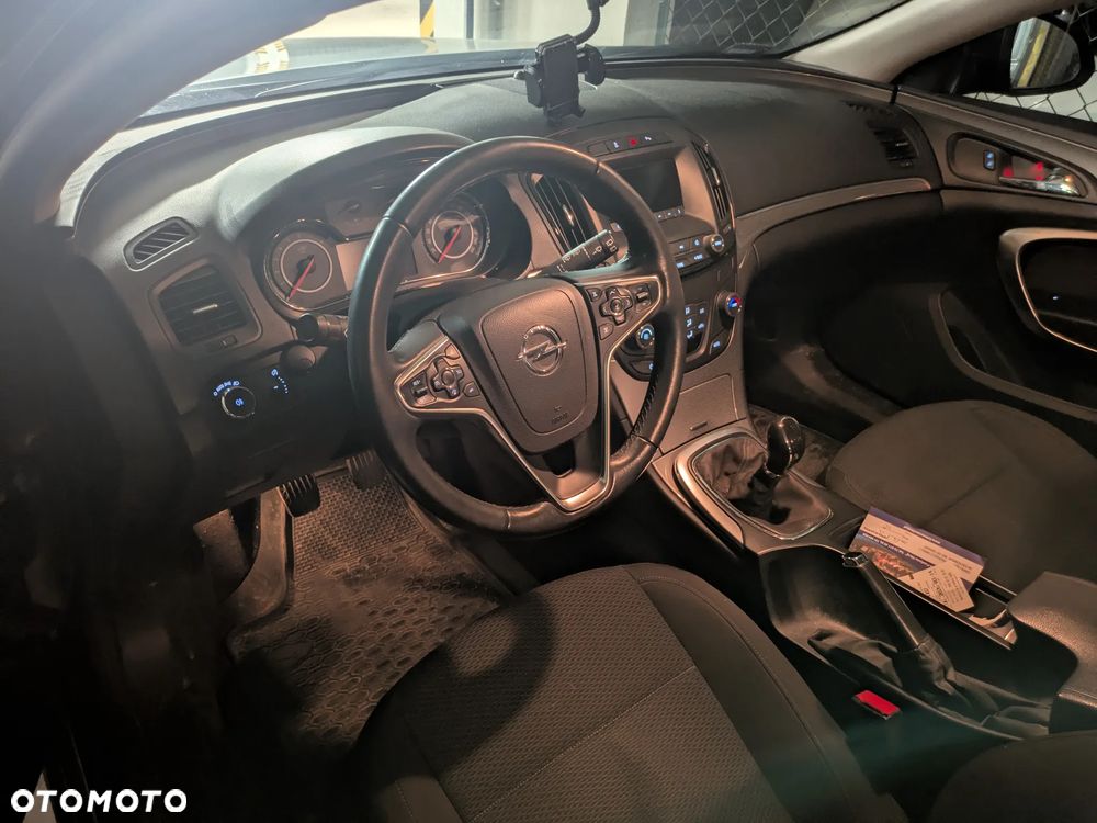 Opel Insignia - 15