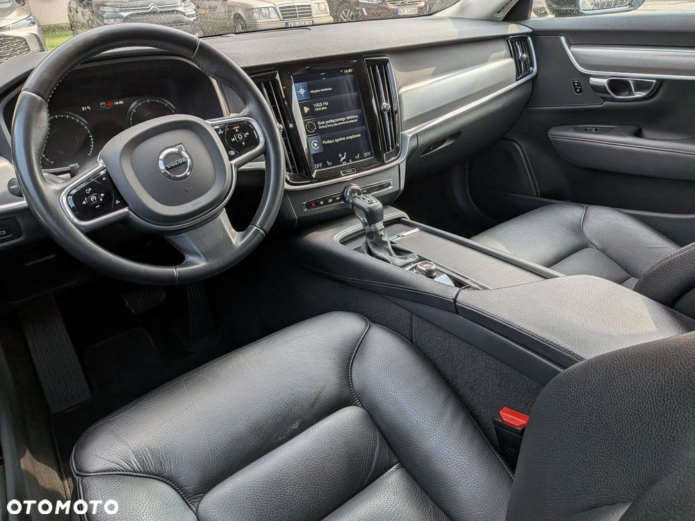Volvo V90 D5 SCR AWD Momentum Pro - 16