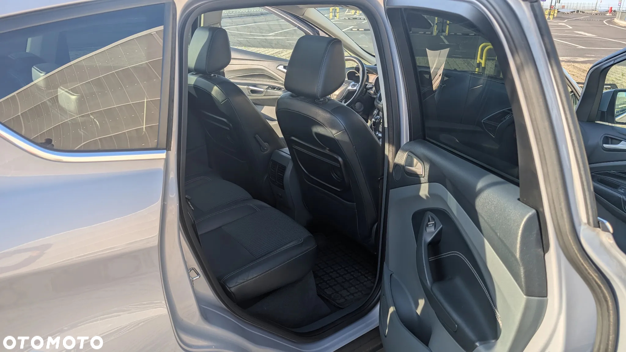 Ford C-MAX 2.0 TDCi Trend MPS6 - 10