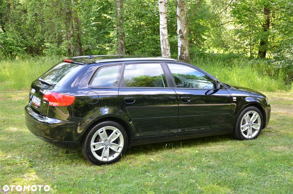 Audi A3 Sportback 2.0 TDI Ambiente - 16