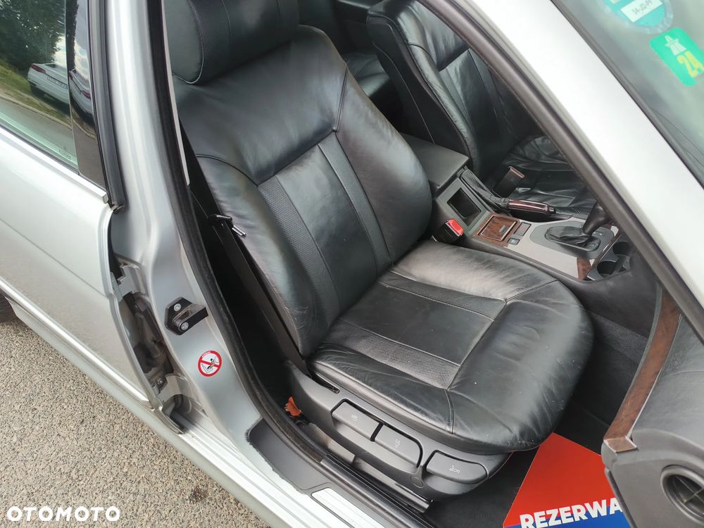 BMW Seria 5 - 8