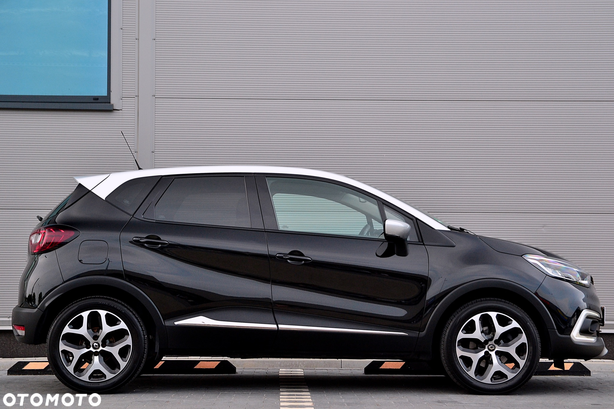 Renault Captur 1.3 TCe Intens - 4