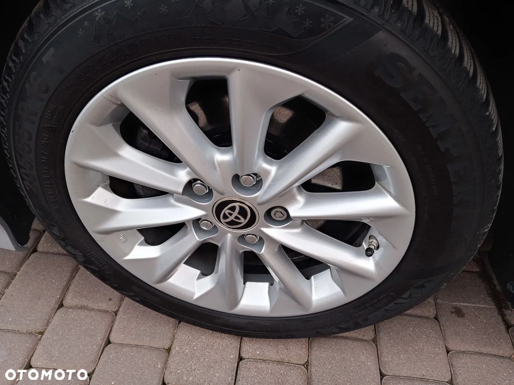 Toyota Corolla 1.8 Hybrid GPF Comfort - 34