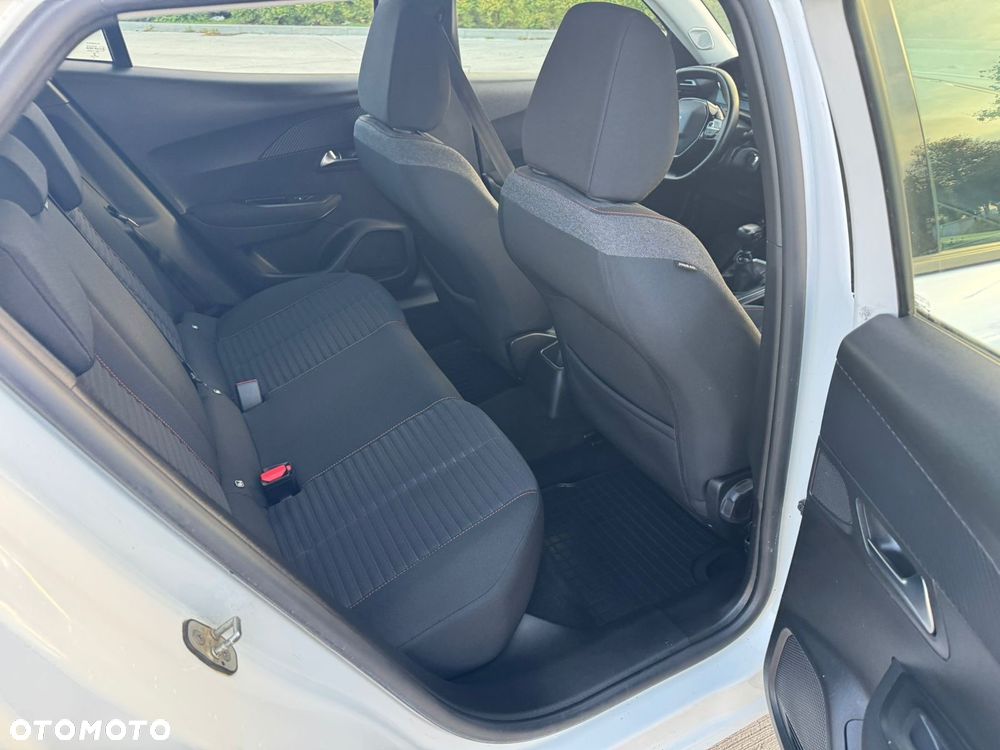 Peugeot 2008 1.5 BlueHDi Allure S&S - 34