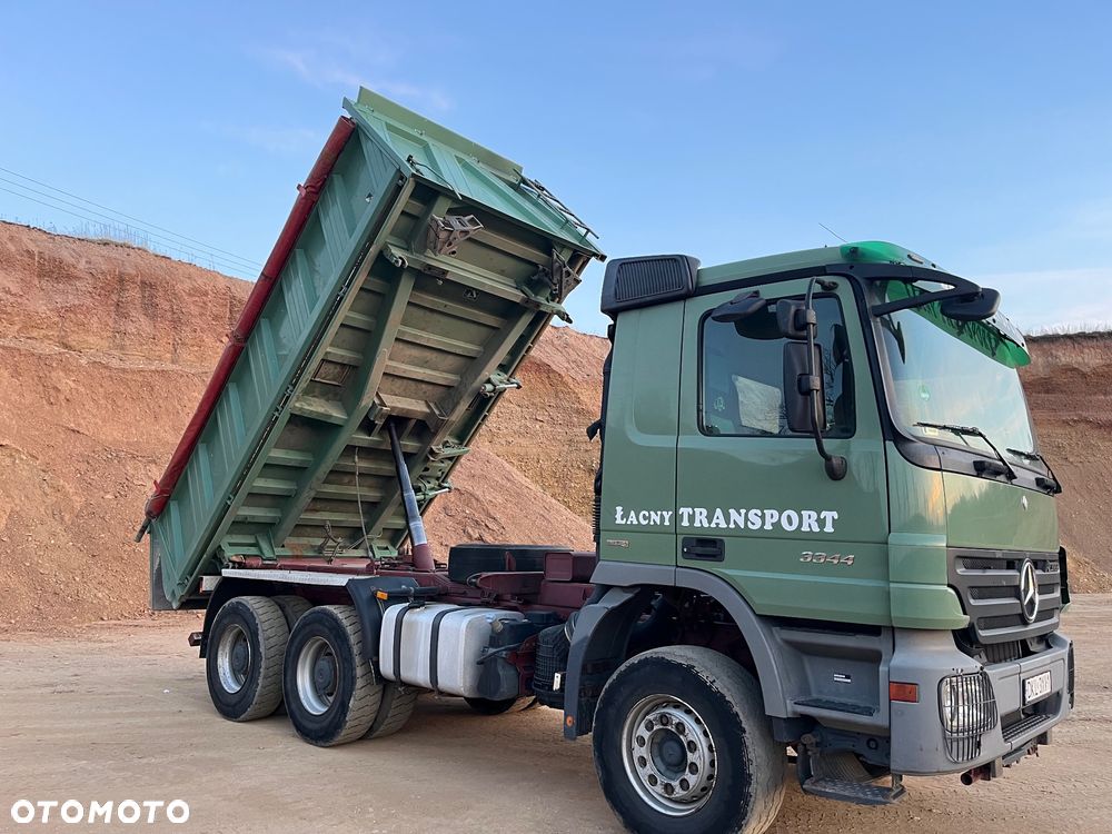 Mercedes-Benz Actros 3348 - 8