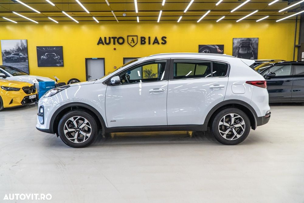 Kia Sportage 1.6 CRDI AWD Eco-Dynamics+ (48V M-H) DCT PLATINUM - 17