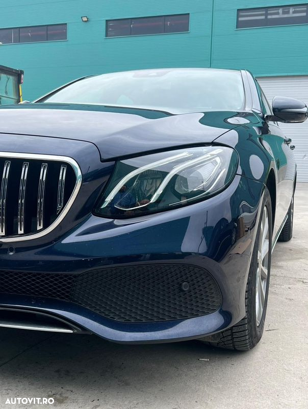 Mercedes-Benz E 200 Aut. - 6