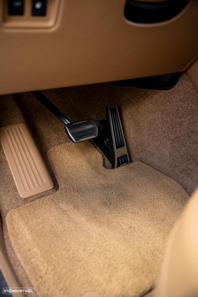 Land Rover Range Rover - 21