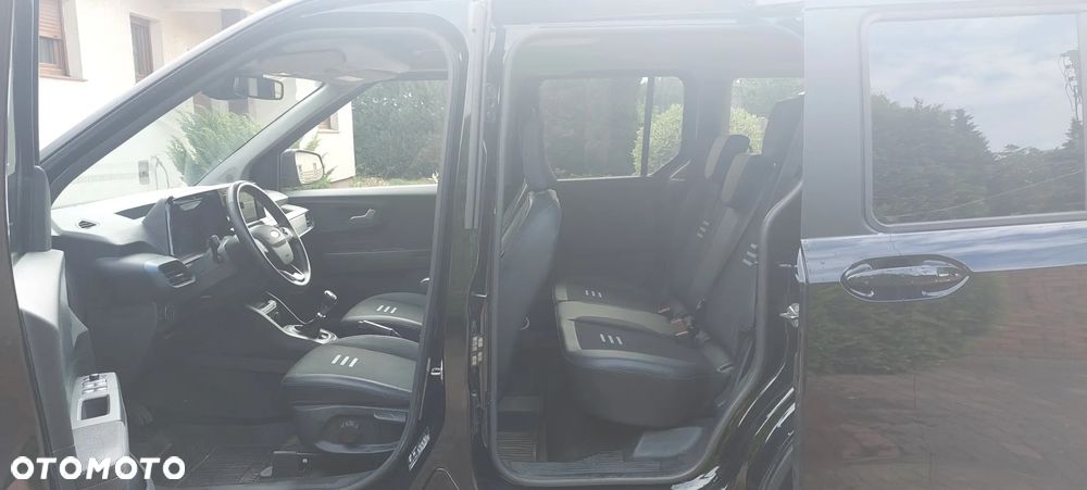 Ford Tourneo Courier 1.0 EcoBoost Active - 9