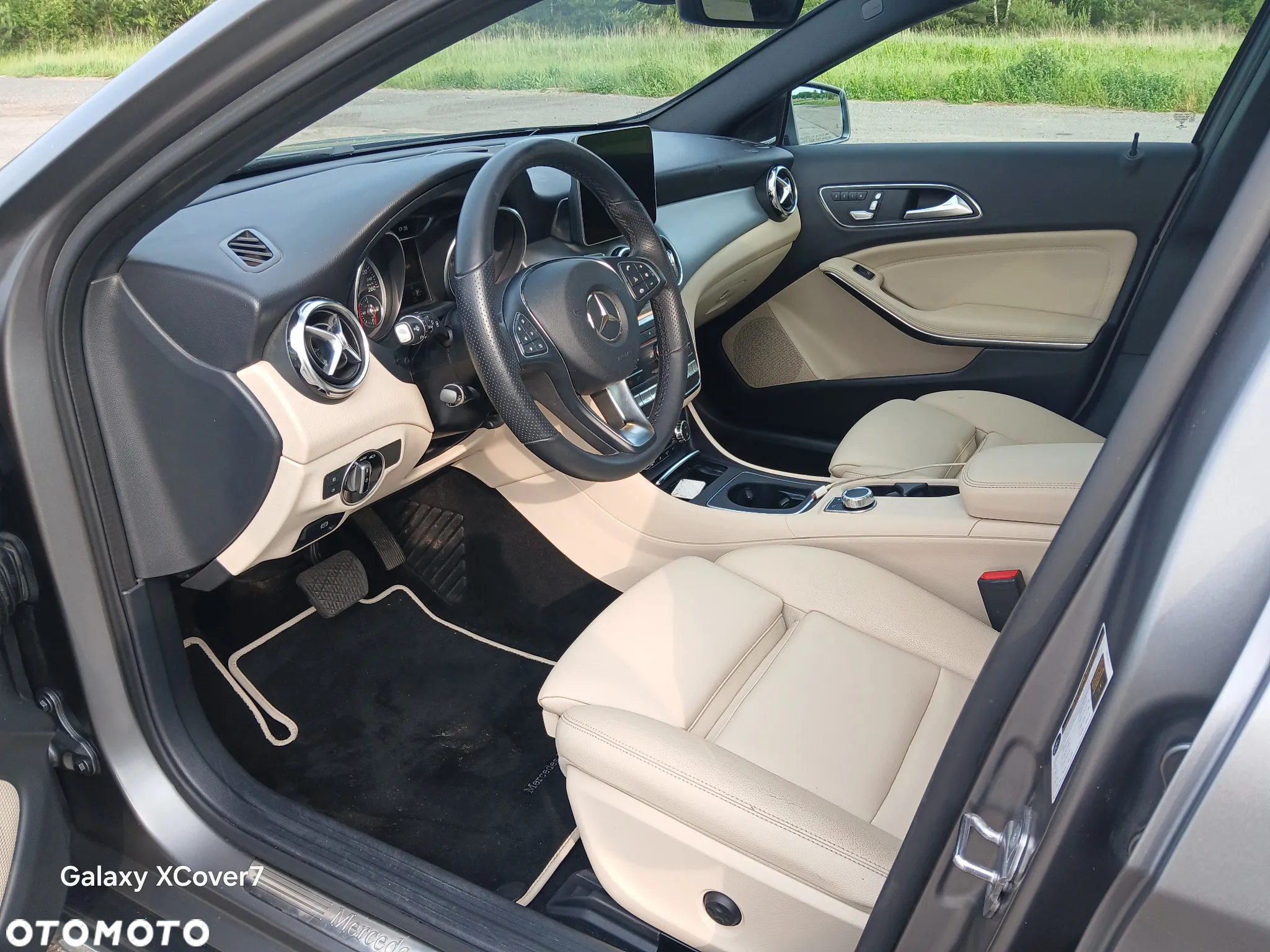 Mercedes-Benz GLA 250 4-Matic AMG Line - 5