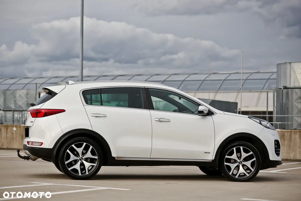 Kia Sportage 2,0 CRDI AWD GT Line - 17