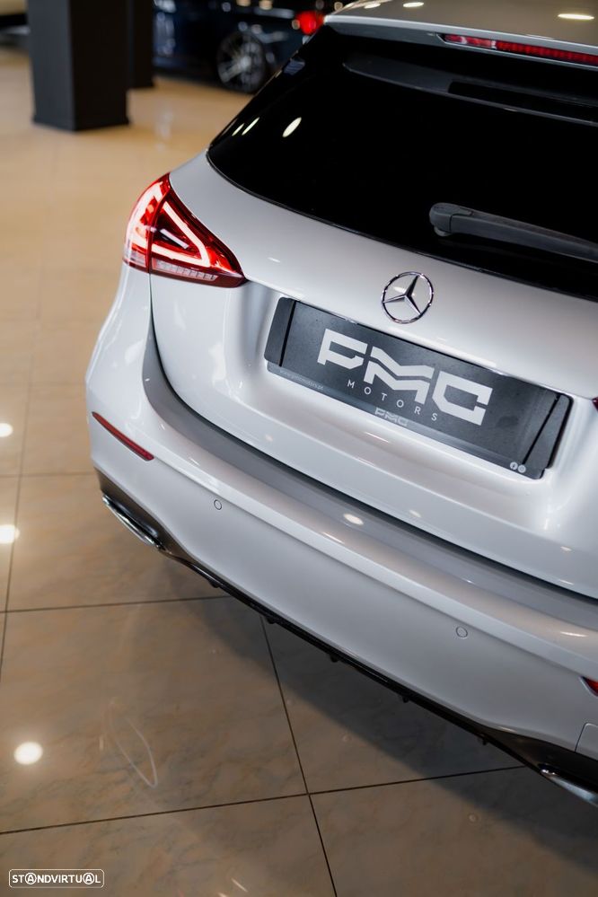 Mercedes-Benz A 250 e AMG Line - 17
