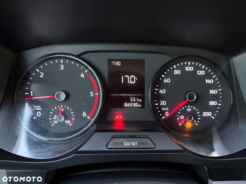 Volkswagen Crafter - 16