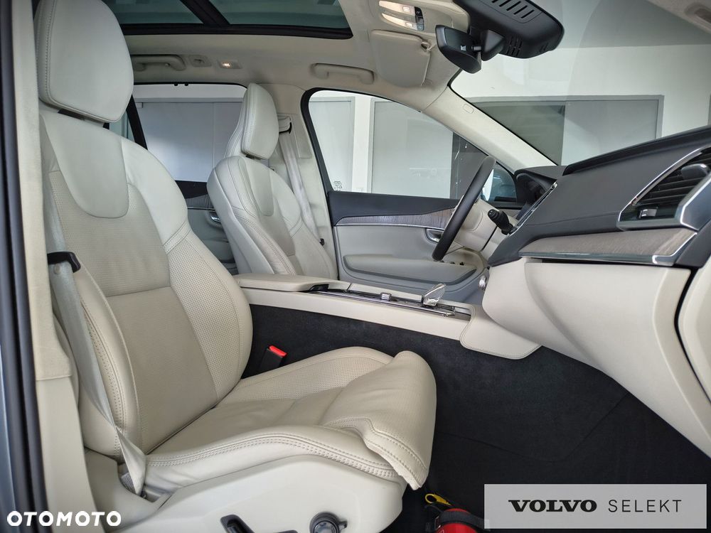 Volvo XC 90 - 28