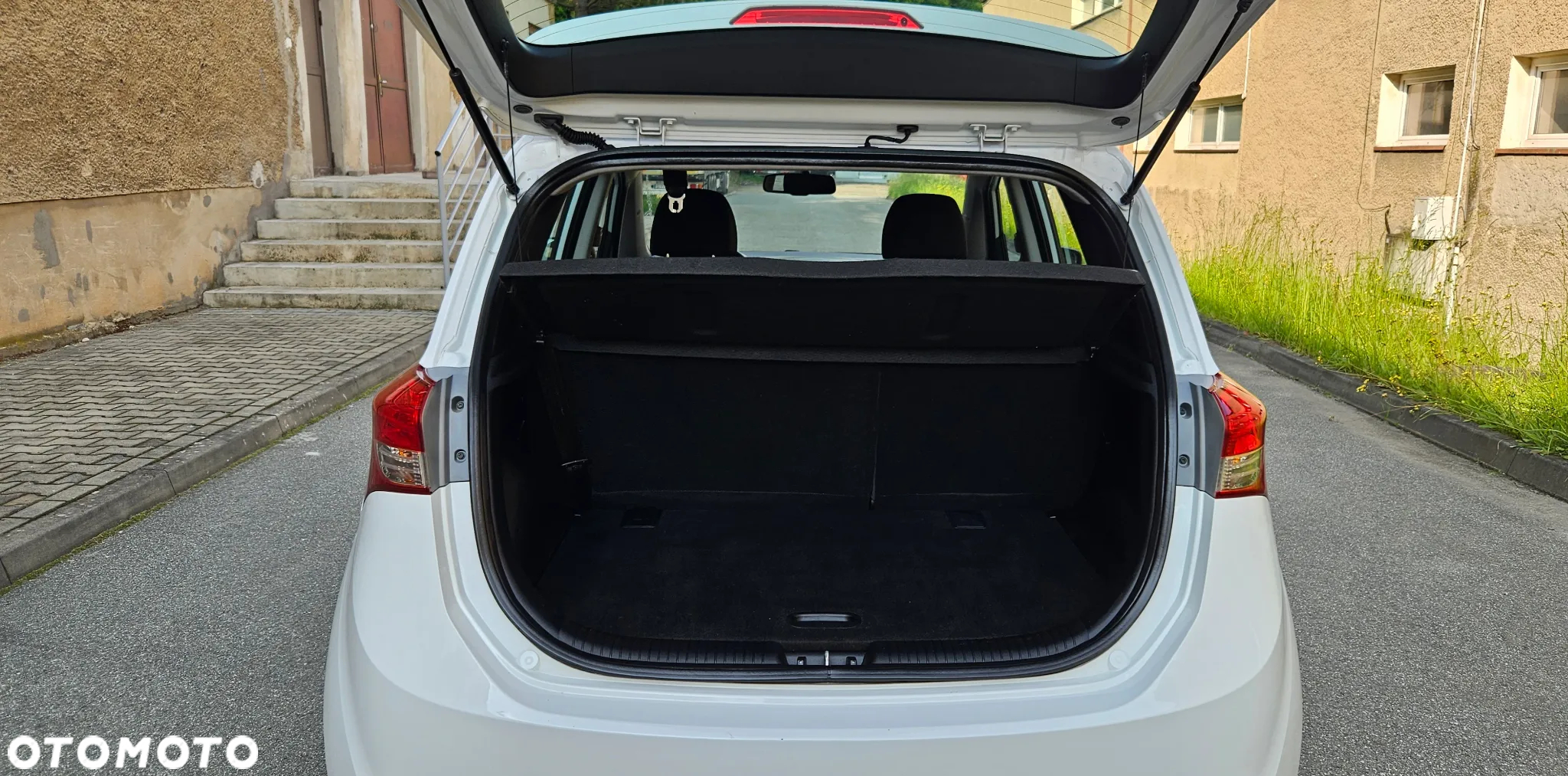 Hyundai ix20 1.4 blue Comfort - 16