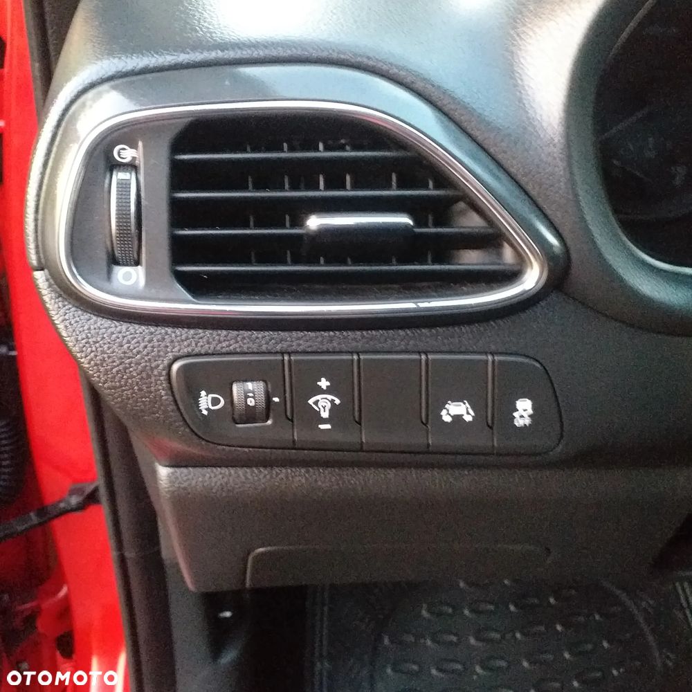 Hyundai i30 1.4 Classic - 19