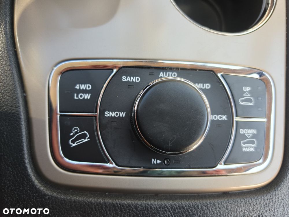 Jeep Grand Cherokee 5.7 V8 HEMI 4WD Automatik Summit - 13