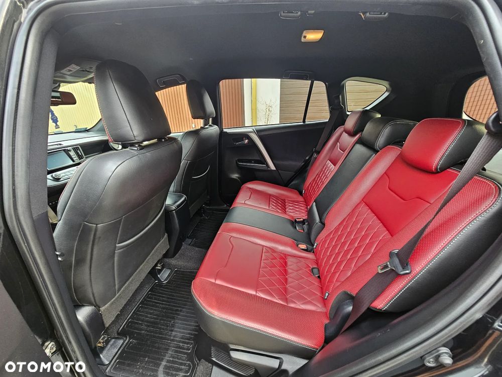 Toyota RAV4 Hybrid Selection 4x4 - 13