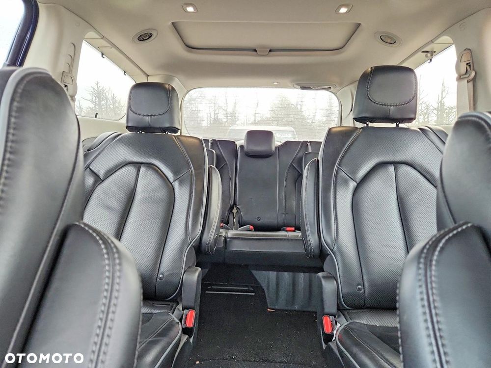 Chrysler Pacifica - 10