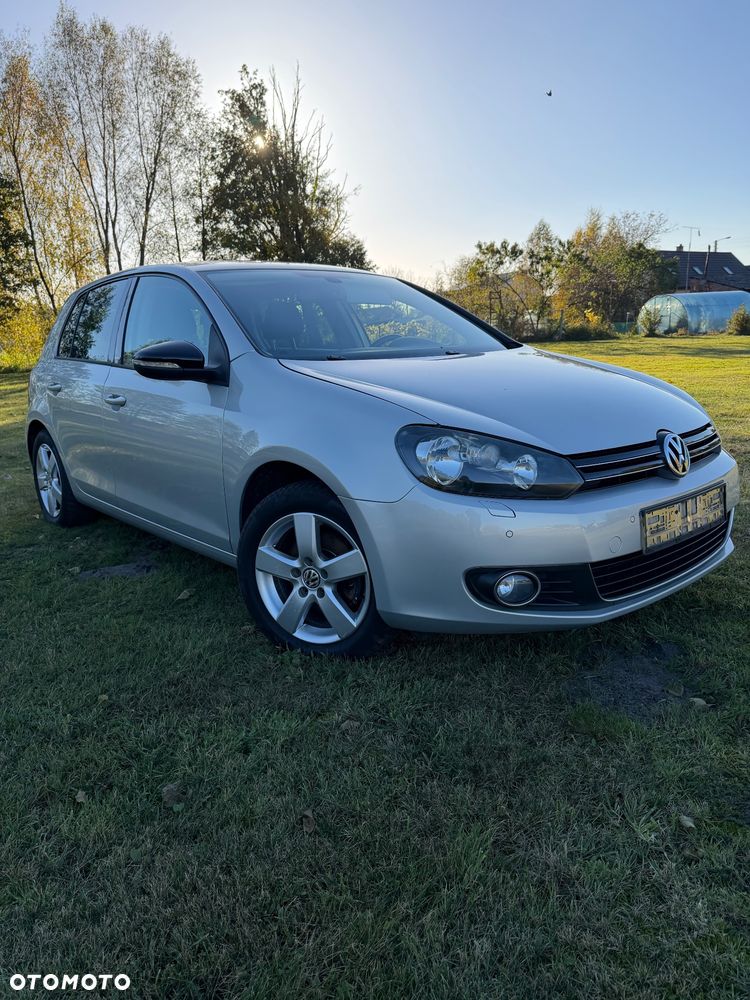 Volkswagen Golf - 10