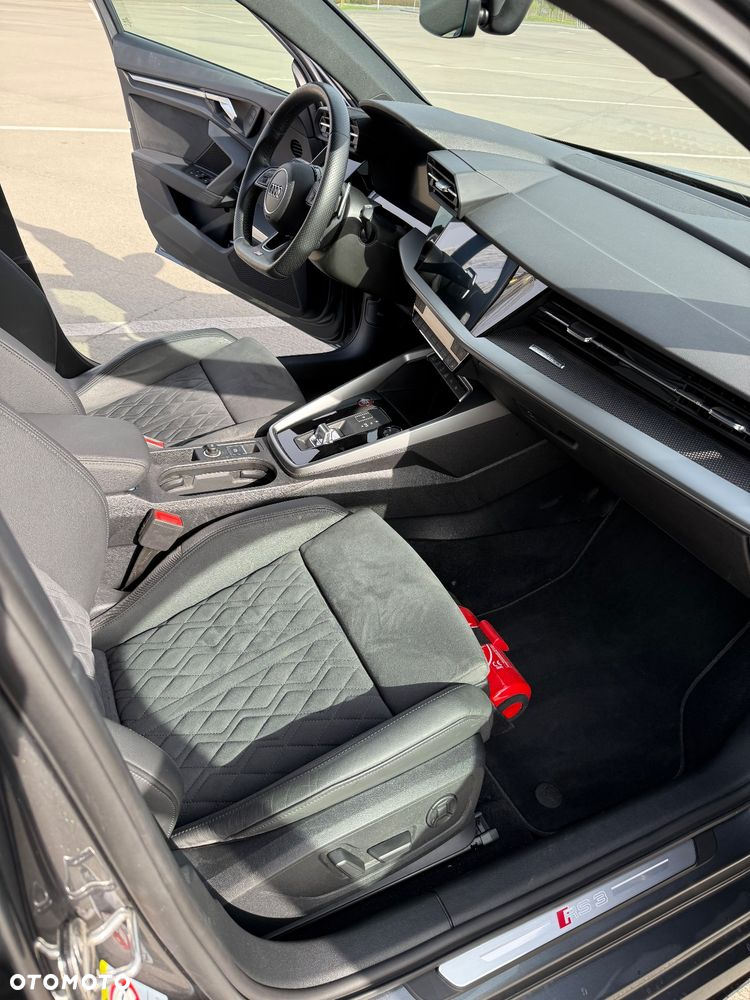 Audi RS3 TFSI Quattro S tronic - 32