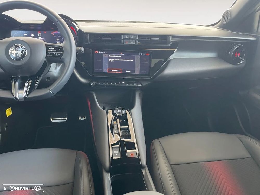 Alfa Romeo Junior 1.2 Speciale eDCT6 - 12