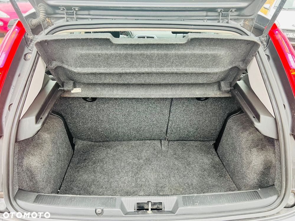 Fiat Grande Punto 1.4 8V Active - 25