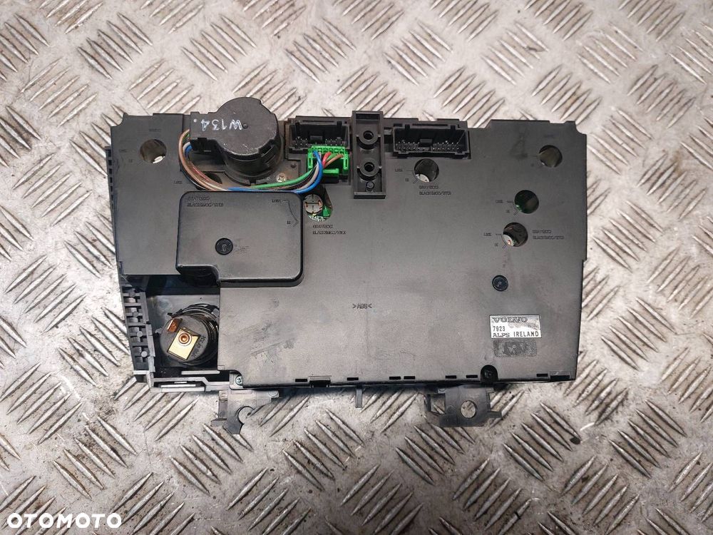 PANEL NAWIEWU VOLVO S60 I 7923 - 3