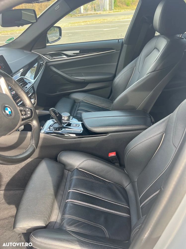 BMW Seria 5 520d Touring Aut. Sport Line - 13