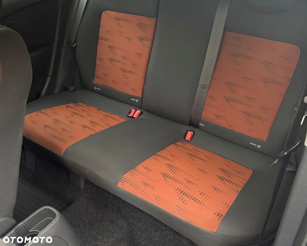 Opel Corsa - 10