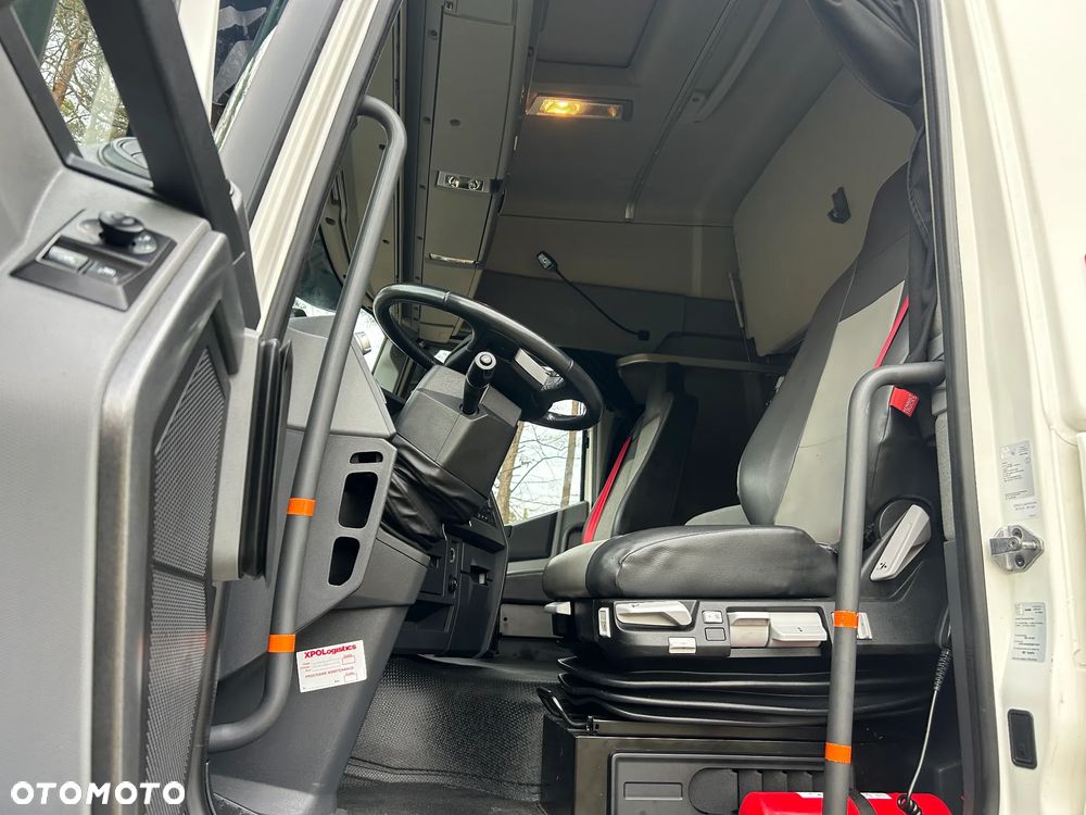 Renault T480 * 13 L * 2 Zbiorniki * Nowe opony * - 8