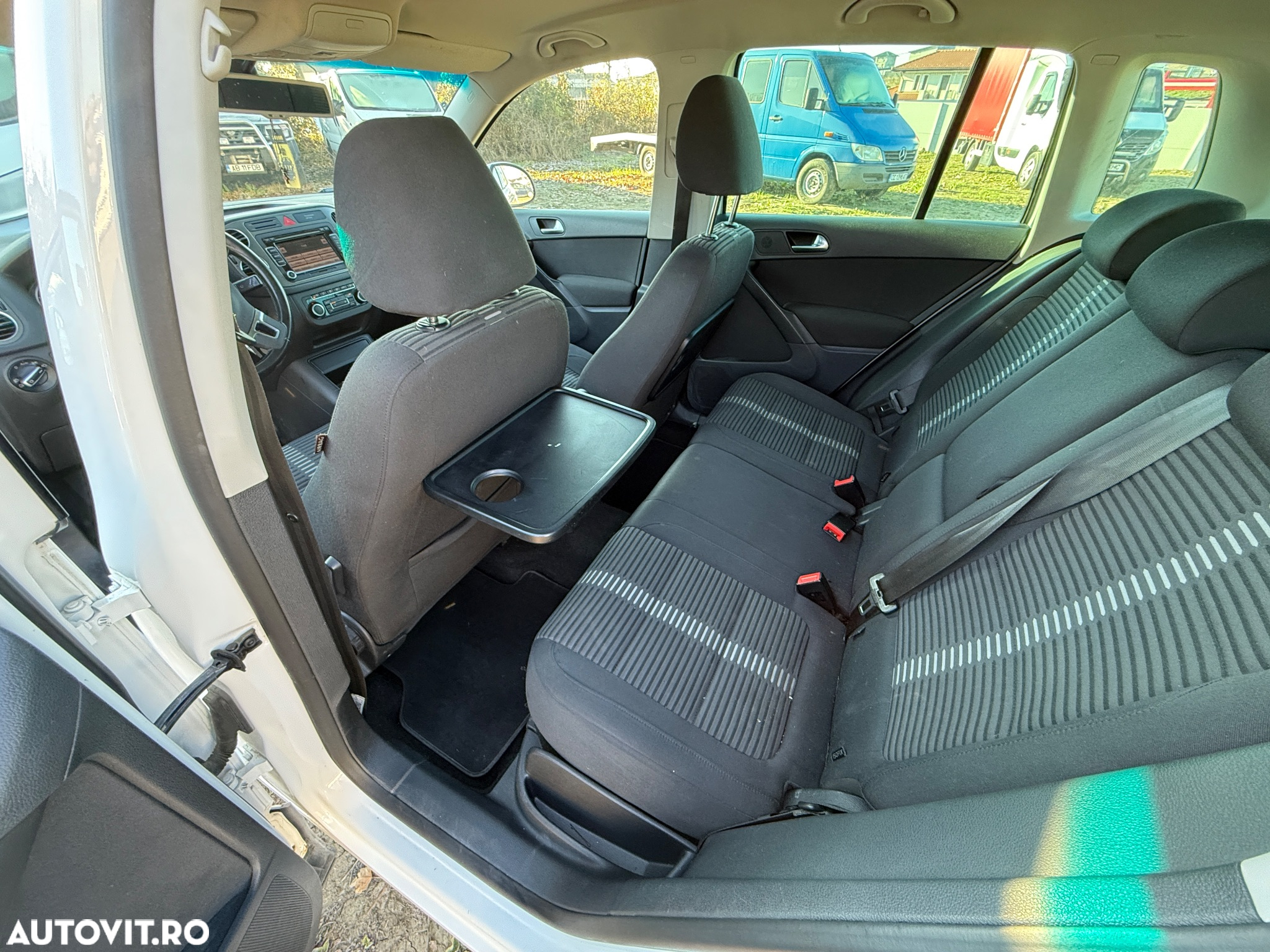 Volkswagen Tiguan 2.0 TDI 4Motion DSG Sport & Style - 8