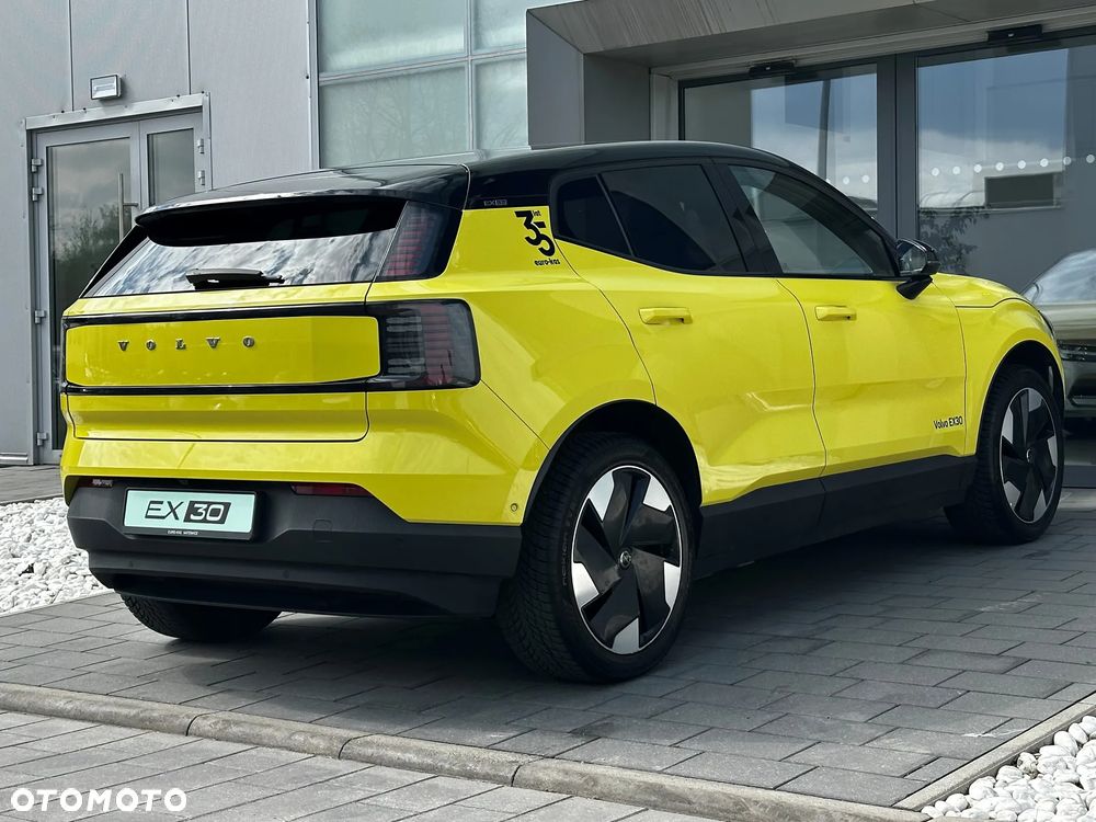 Volvo EX30 69kWh Single Motor Long Range Ultra - 11