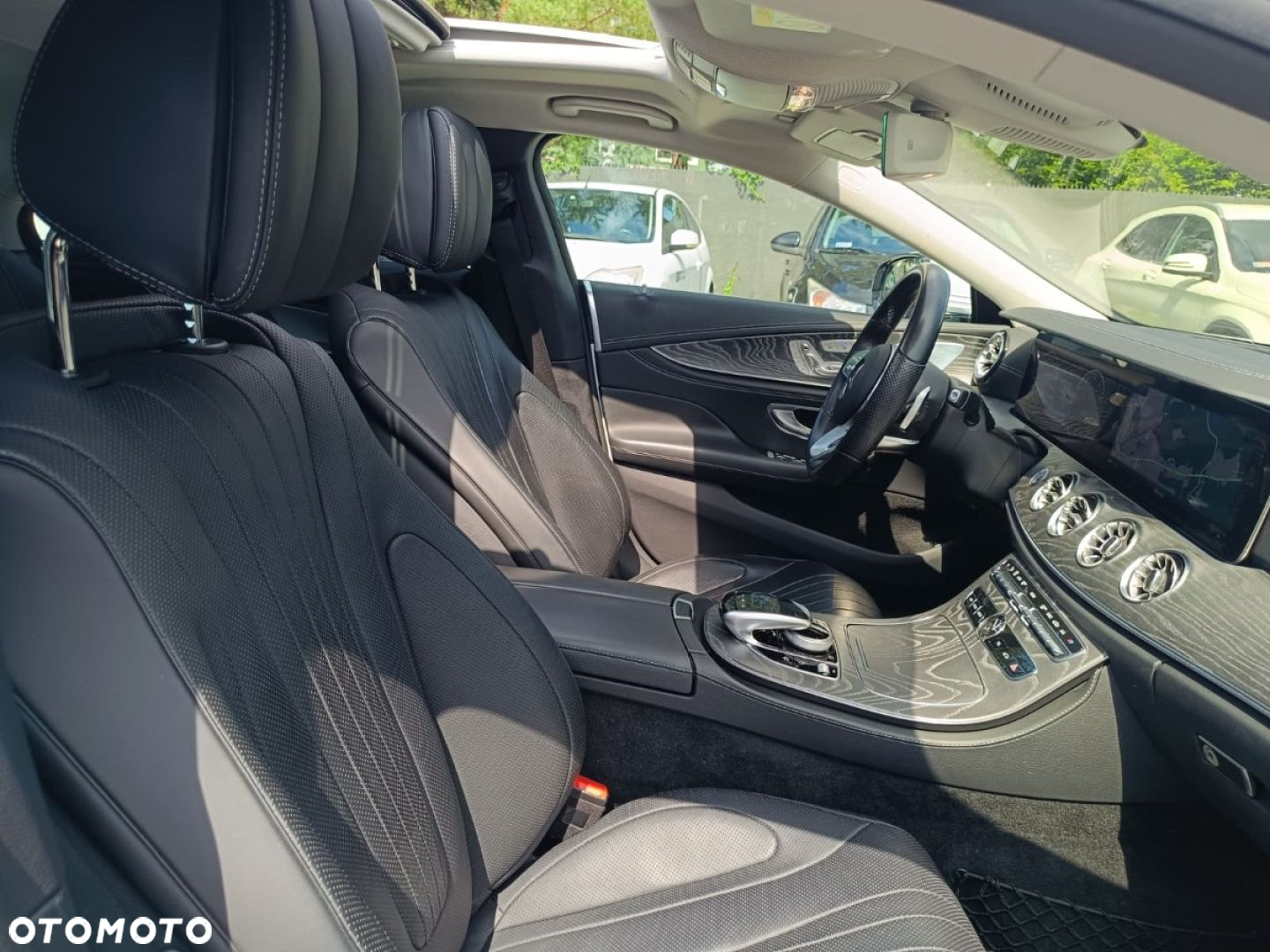 Mercedes-Benz CLS - 19