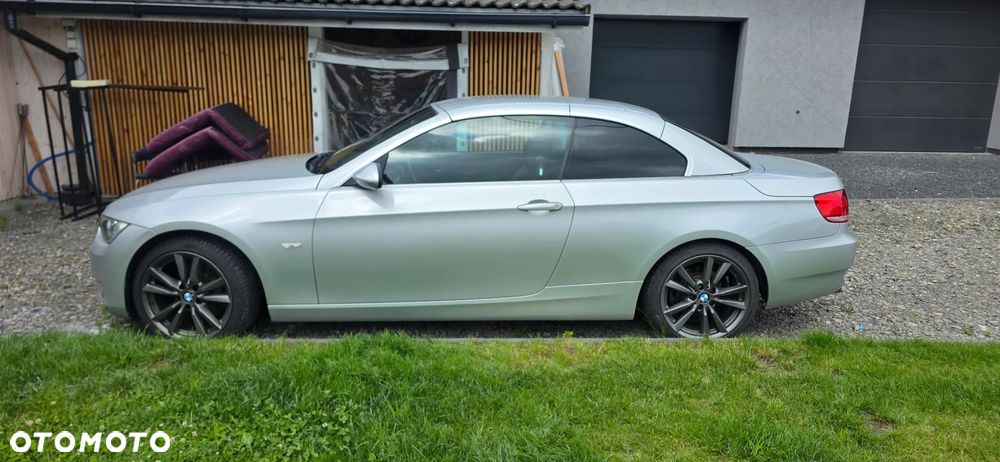 BMW Seria 3 320i - 3