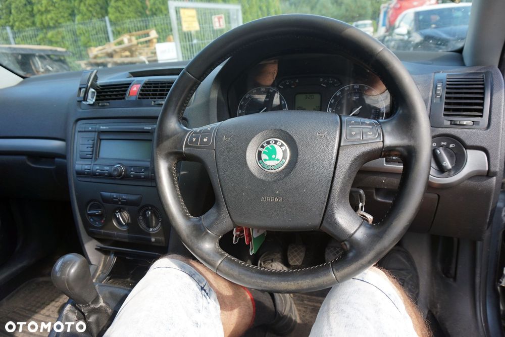 KIEROWNICA SKÓRZANA SKÓRA OCTAVIA II 1Z5  SKODA 2004-2008 - 2