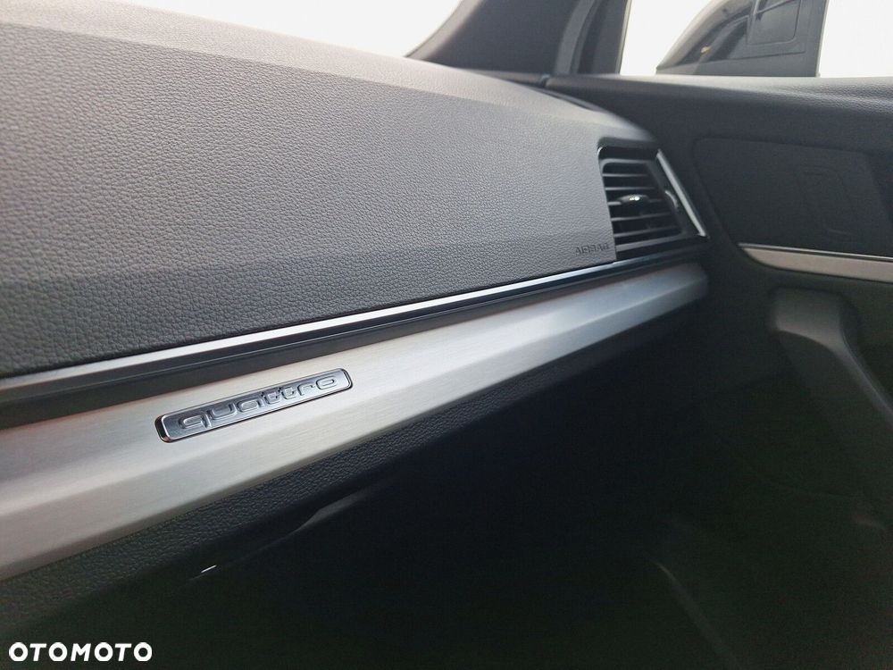 Audi Q5 55 TFSI e Quattro S Line S tronic - 16
