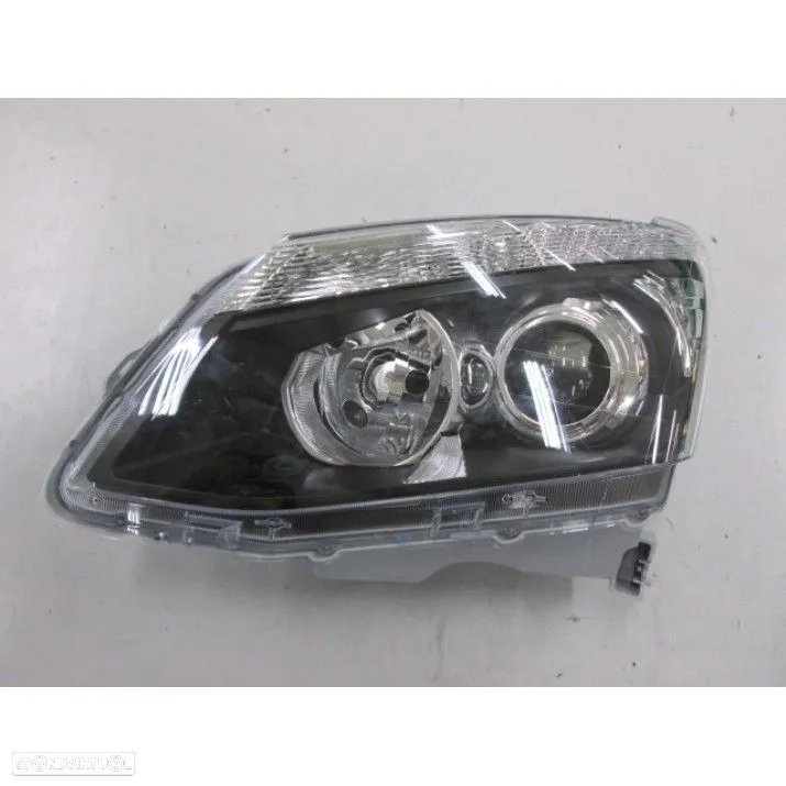 Faróis Farol da frente Isuzu D-Max 2013- H11/HB3 (NOVA) - 2